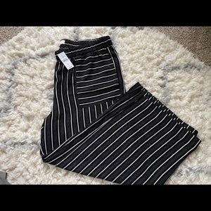 Loft cropped wide leg trousers size L